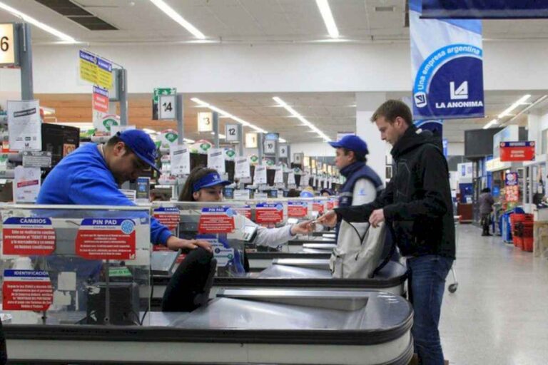 por-recesion,-se-desploman-las-ganancias-en-los-supermercados-del-interior