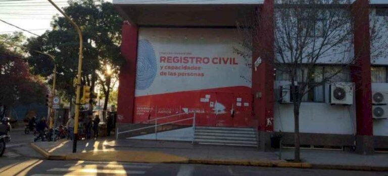 fallas-en-el-sistema-nacional-dificulta-realizar-tramites-en-el-registro-civil