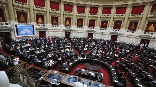 Versiones de «un nuevo proyecto de Ficha Limpia, el de Milei» cerraron un día duro para LLA en redes