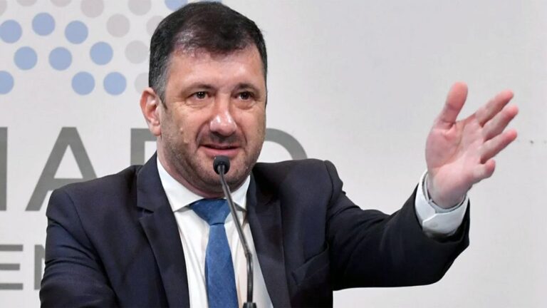 Ley Bases: impulsan comisión investigadora ante presuntas compra de votos en el Parlamento