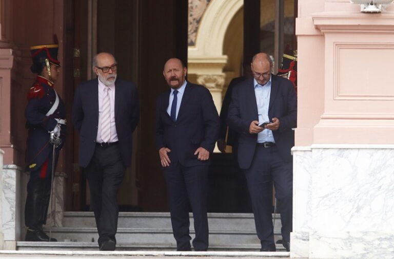 El kirchnerista Insfrán entre los gobernadores más beneficiados por la obra pública de Milei