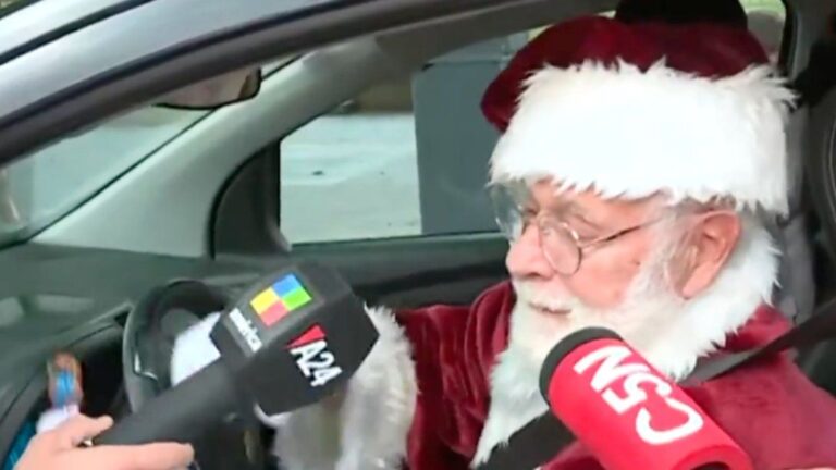 Detuvieron a Papá Noel en un control de alcoholemia en Recoleta