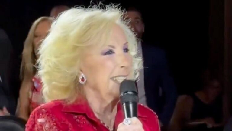 Con un exabrupto, Mirtha Legrand explotó contra El Trece desde Mar del Plata