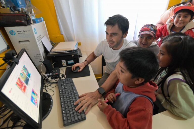 Chubut inauguró el ciclo lectivo 2025