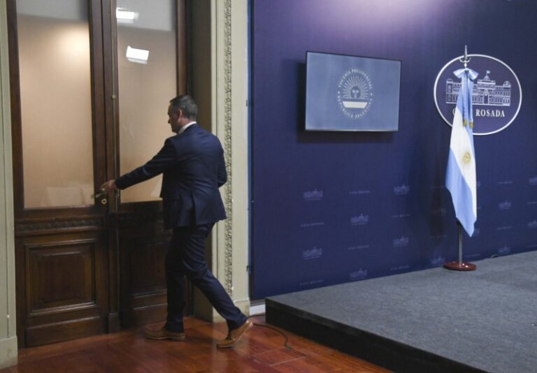 Fue primicia de LPO: El gobierno tuvo que dar de baja la licitación de la Hidrovía