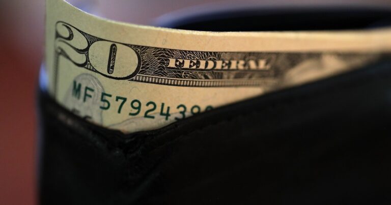 Dólar tarjeta hoy: a cuánto cotiza este sábado 15 de febrero