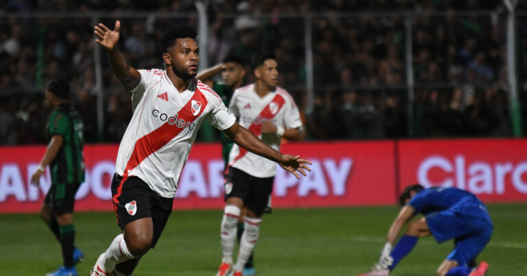 Otra vez, Borja: otro gol desde el banco para meterle presión a Gallardo