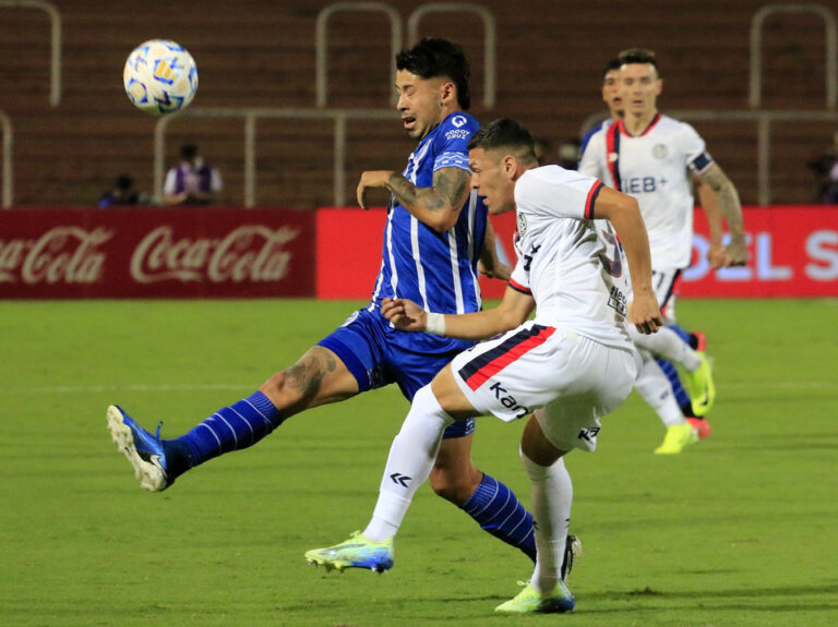 Liga Profesional: San Lorenzo dejó pasar la chance de ser líder