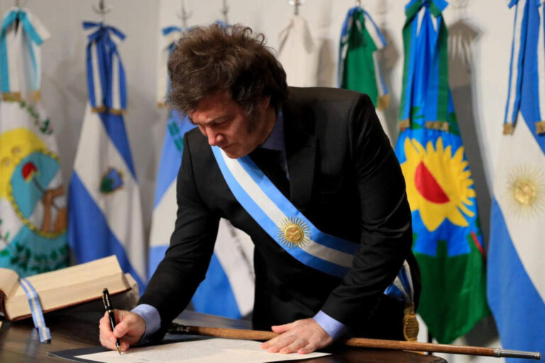 Milei destroza el sistema de coparticipación: la reforma necesaria para salvar el país