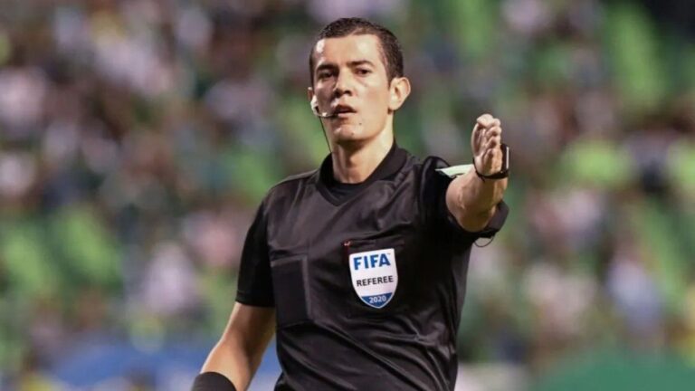 Quién es Andrés Rojas, el árbitro colombiano que dirigirá el clásico entre Argentina y Brasil