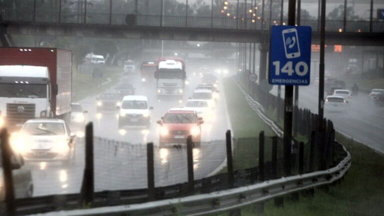 Inminente regreso de las lluvias y tormentas fuertes a Buenos Aires: a qué hora se larga