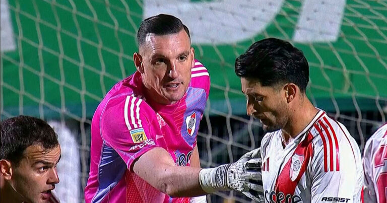 Video: el uno por uno de las cuatro tapadas de Armani que salvaron a River