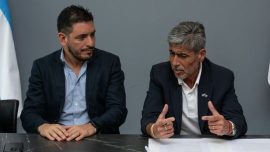 Tras sellar acuerdo con Quinteros, Ferrer habló de «reordenar la seguridad» en Río Tercero
