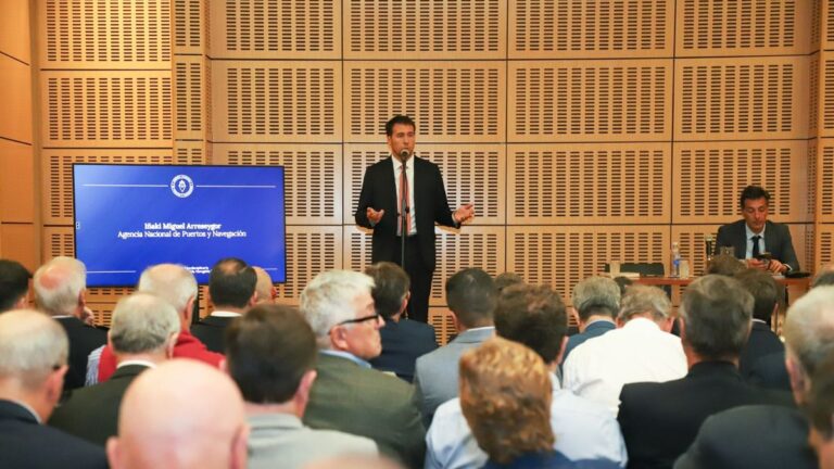 Comenzaron las mesas de diálogo para la privatización de la Hidrovía