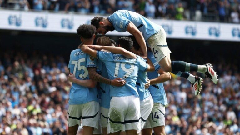 El Manchester City se acordó de su poderío y goleó al Crystal Palace