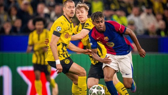 Barcelona sufrió en Alemania pero se metió en semifinales de la Champions