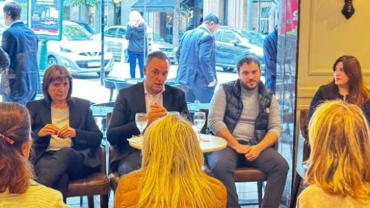 Adorni refuerza su campaña en Recoleta con respaldo de Bullrich