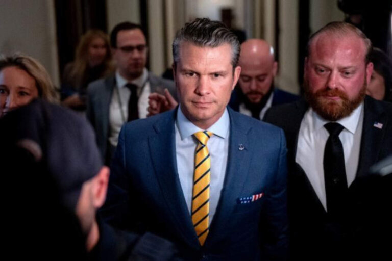 El Gobierno de Trump reconoció que hoy China es superior en poderío naval