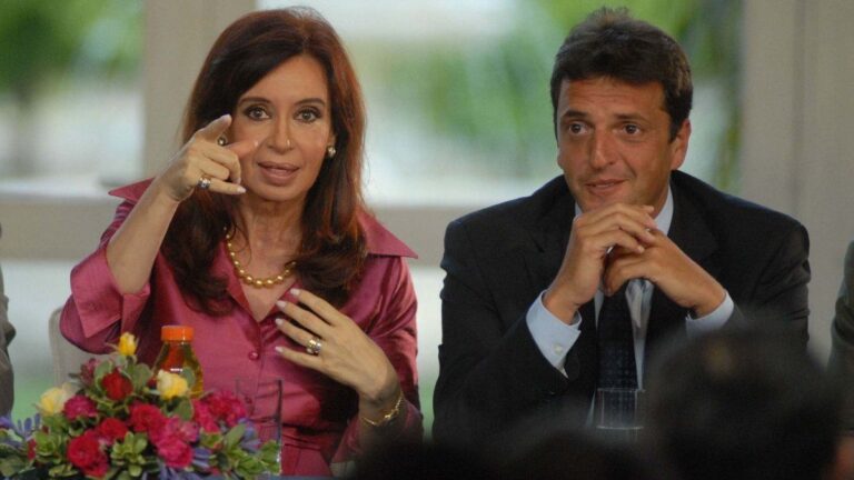 Sergio Massa se comunicó con Cristina Kirchner a la espera del posible fallo de la Corte Suprema