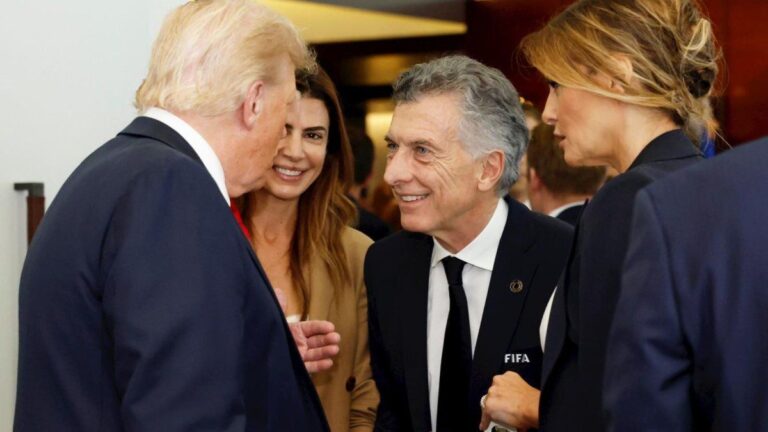 Mauricio Macri se reencontró con Donald Trump y Melania en la final del Mundial de Clubes