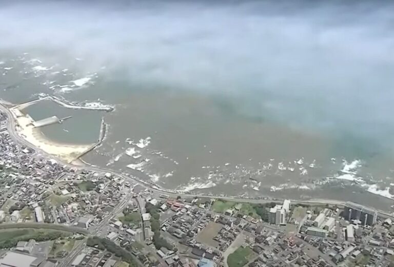 Terremoto en Rusia y alerta de tsunami en Japón y Estados Unidos, en vivo: las últimas noticias