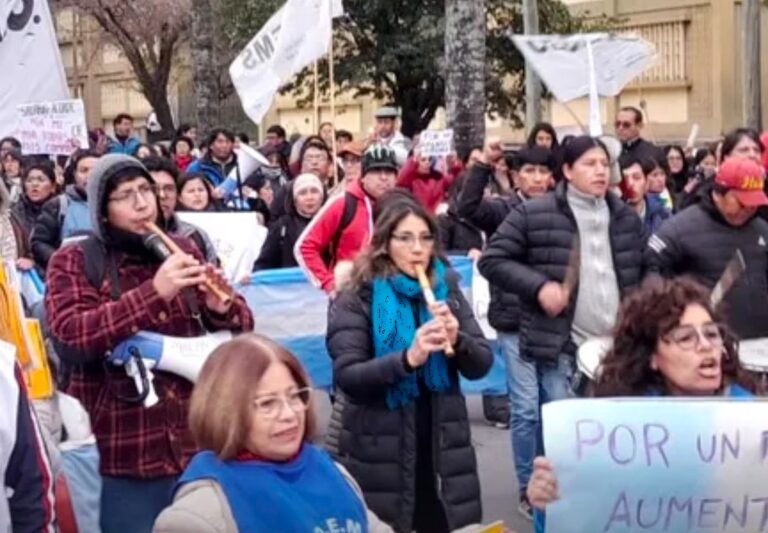 Paros docentes en siete provincias. Hay que unificar las luchas