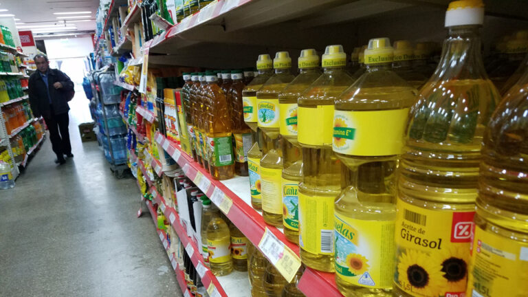 La disparada del dólar se va a los precios