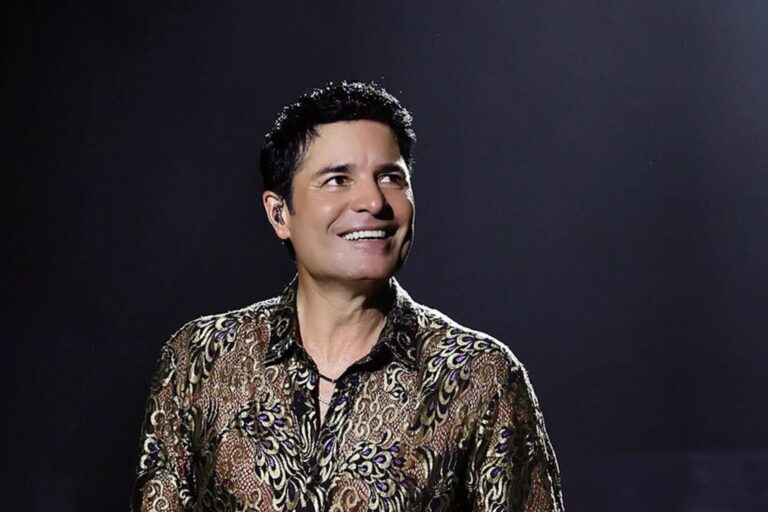 Chayanne agotó las entradas para todas sus funciones en Argentina y le agradeció al público