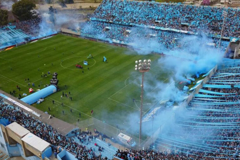 Los clubes Belgrano e Instituto fueron estafados con la venta de ingresos a la cancha