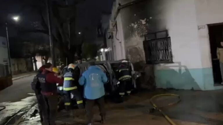 Persecución, choque e incendio en Villa Soldati: tres menores fueron detenidos