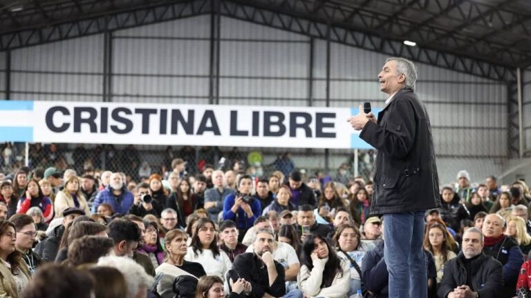 Máximo Kirchner convoca a elecciones y reaviva la interna peronista
