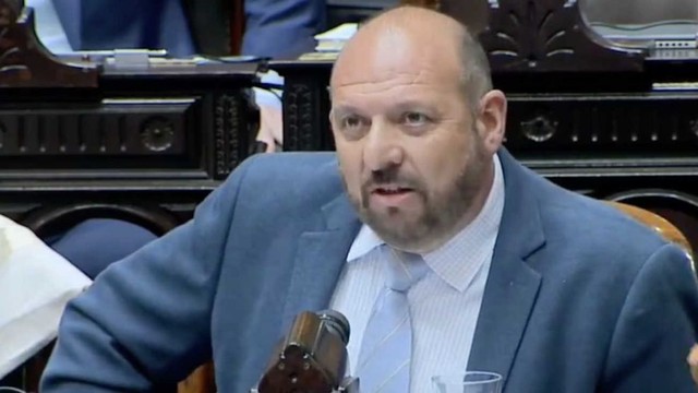 Diputado «infiel» dio quórum para tratar jubilaciones y discapacidad: dijo que el Gobierno «lo defraudó»