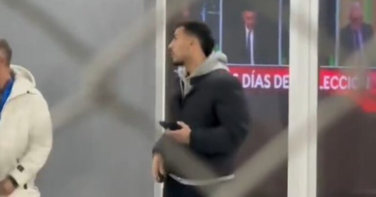 Visita de lujo: Paredes presente para ver el Súper entre la Reserva de Boca y River