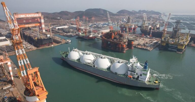 GNL: cómo es el mercado mundial donde está entrando Argentina y cuántos dólares genera