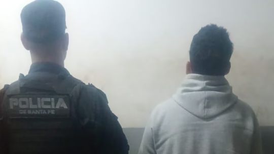 Detuvieron al chofer de una aplicación por desviar el recorrido de un viaje con una pasajera de 13 años