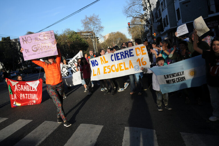 Semaforazo contra el cierre de grados