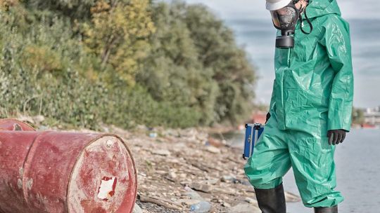 El veneno que no se deja enterrar