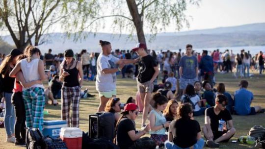 Top 10 consumos de la primavera: Gastronomía, turismo y gimnasio lideran las preferencias