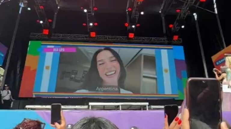El saludo de Dua Lipa a la Marcha del Orgullo en Buenos Aires: «Los amo muchísimo»