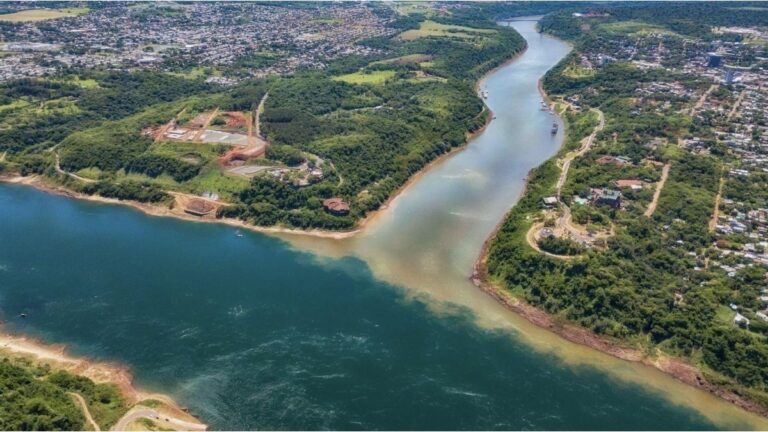 El Gobierno lanzó la licitación internacional para concesionar la Vía Navegable Troncal