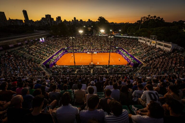 Fuera de los courts: la decisiva visita del presidente de la ATP, la caída en la Copa Davis y las amenazas por apuestas