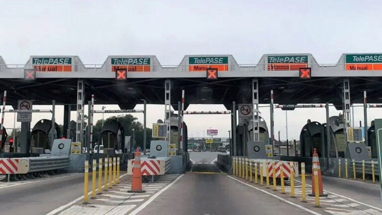 Aumentan peajes en Acceso Oeste y Norte: cuánto costarán, desde cuándo rigen y el recargo por no usar TelePASE