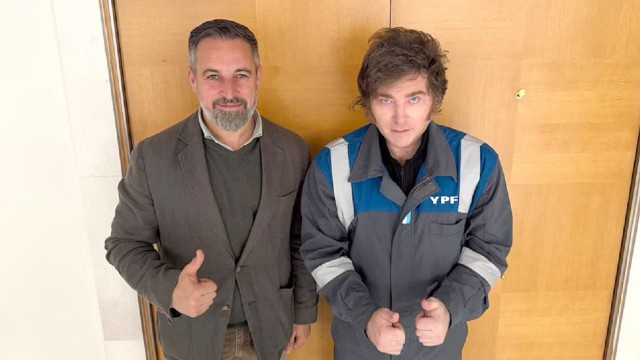 Javier Milei se reunió en España con el líder de Vox en la previa al Economic Forum