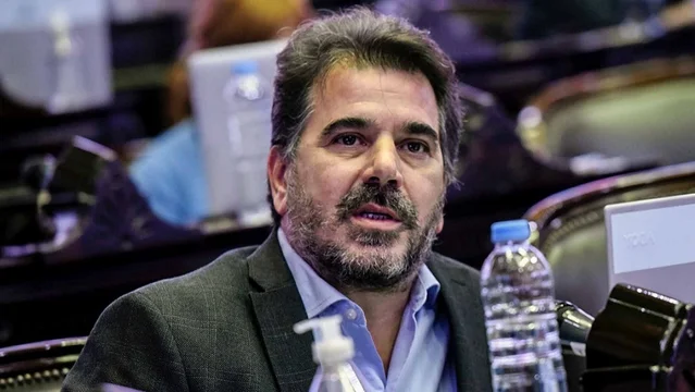 El diputado nacional Cristian Ritondo durante una entrevista.