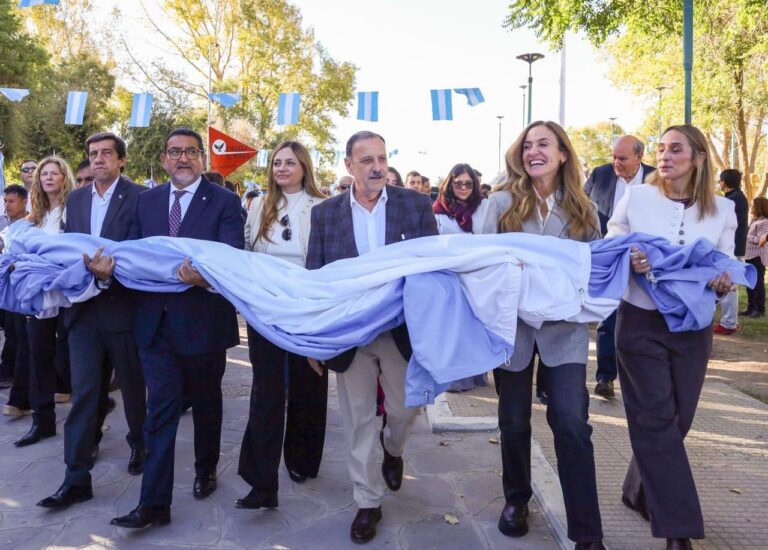 Ricardo Quintela durante la inauguración del Complejo Cultural Manka Fiesta en La Quiaca, Jujuy