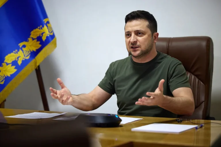 Volodymyr Zelenski en reunión diplomática