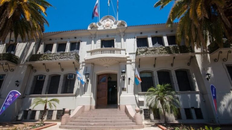 Documento del Decreto N.º 229/26 del Gobierno de La Rioja sobre actualización de matrícula profesional