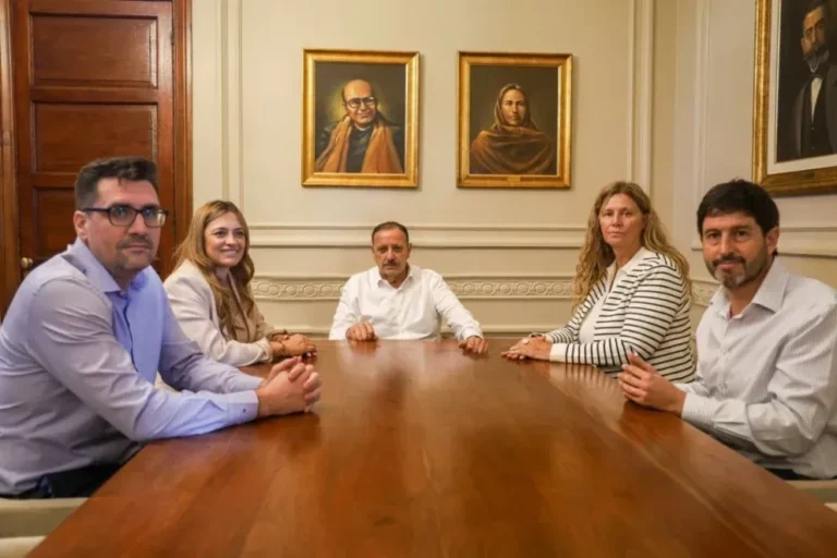 Delegación riojana en PDAC 2026