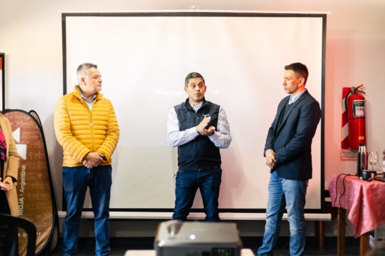 Jornada de capacitación en enoturismo en Bodega Valle de la Puerta, La Rioja
