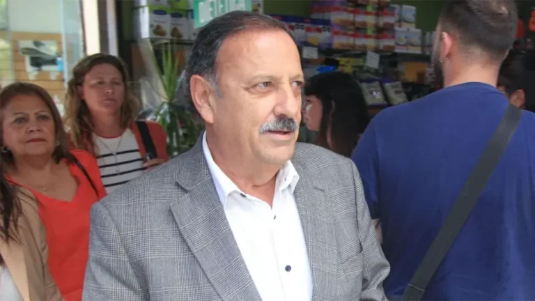Ricardo Quintela, gobernador de La Rioja, en una entrevista radial